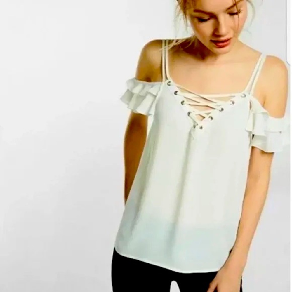 Medium Express Women’s Lace up cold shoulder flowy cami blouse tank